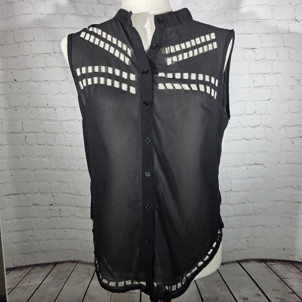 Sleeveless Black Button-Down‎ Shirt with Cutout Panel Detailing